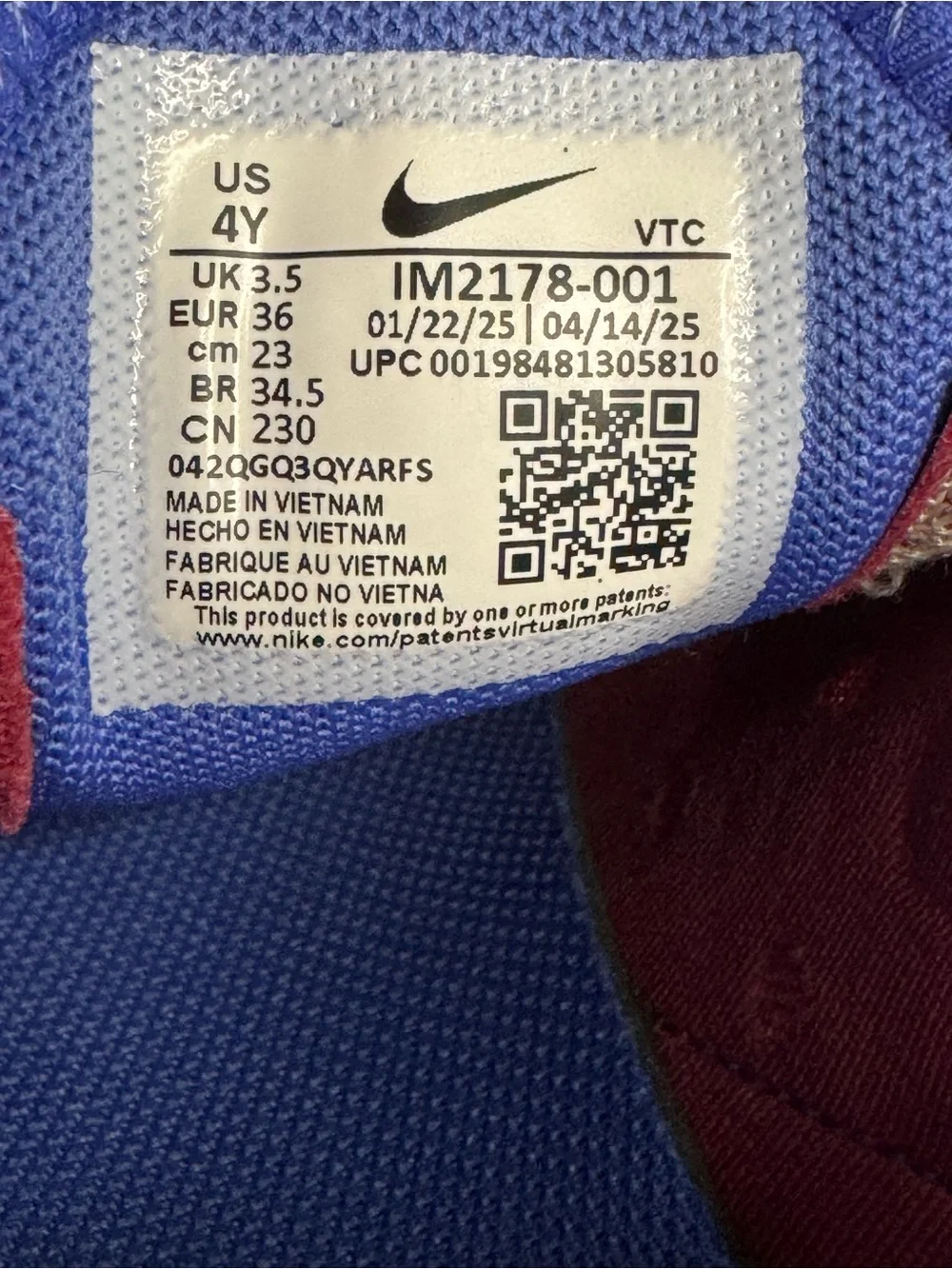 New (without box) Kid’s Nike Air Max 270 - Size 4Y